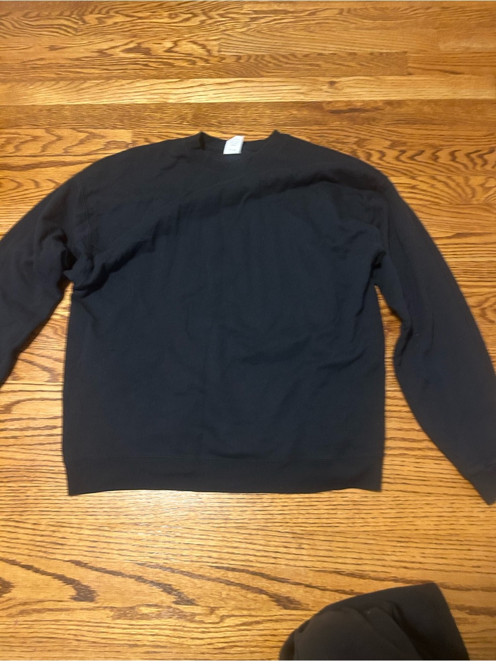 Hanes Black Crewneck Pullover Sweater